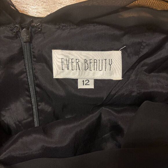 Black Evening Gown - Picture 7 of 7